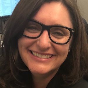 Meet your Posher, Liana